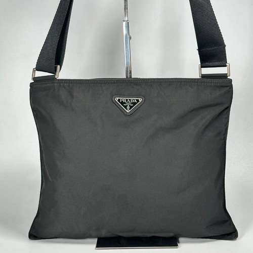 Prada triangle logo nylon - triangle,